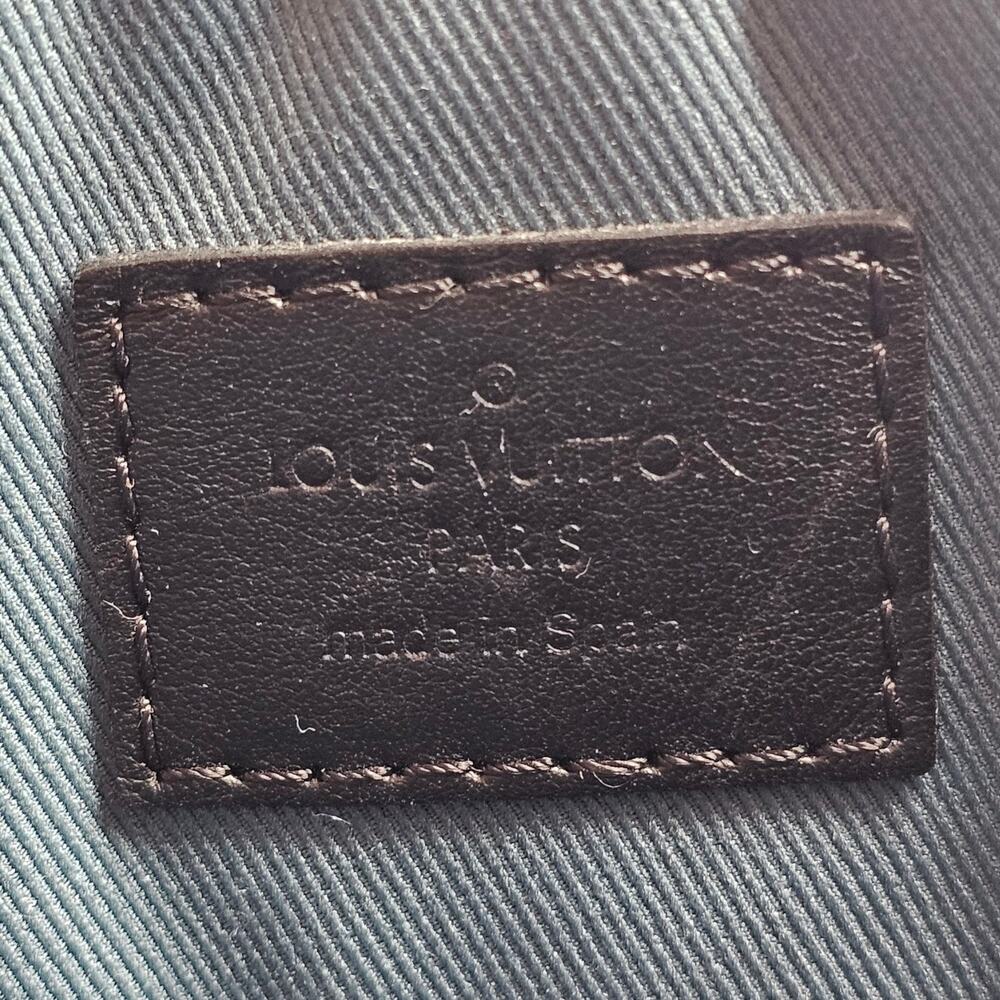 Louis Vuitton Damier Graphite Canvas Men's Crossbody Messenger Bag Black - Picture 6 of 8